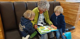 Czytanie bajek dzieciom - wspaniały sposób na wspólne chwile z dzieckiem